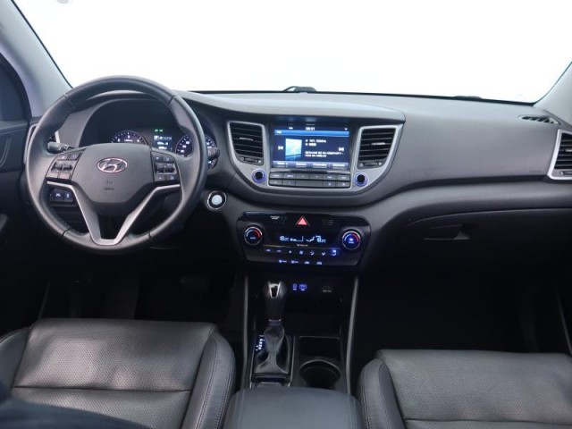 Hyundai Tucson  2.0 CRDi 