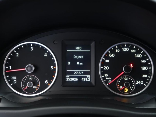 Volkswagen Tiguan  2.0 TDI 