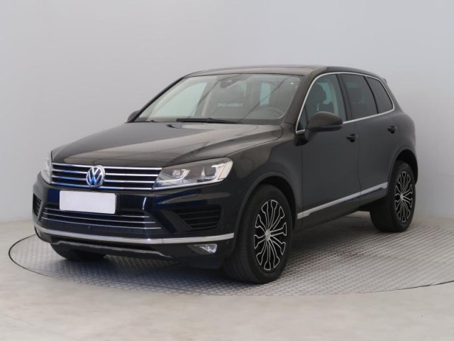 Volkswagen Touareg  3.0 TDI 