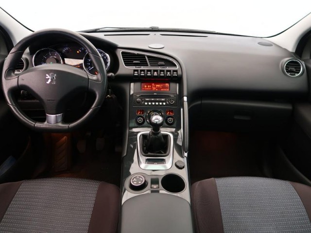 Peugeot 3008  1.6 THP 