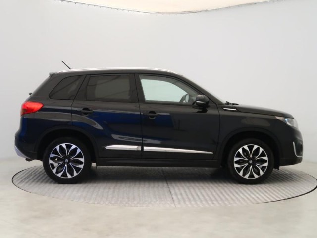 Suzuki Vitara  1.6 VVT Elegance