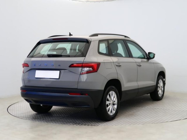 Škoda Karoq  1.0 TSI 