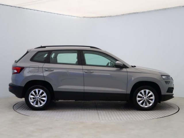 Škoda Karoq  1.0 TSI 