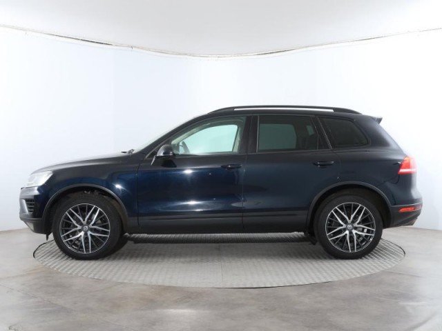 Volkswagen Touareg  3.0 TDI 