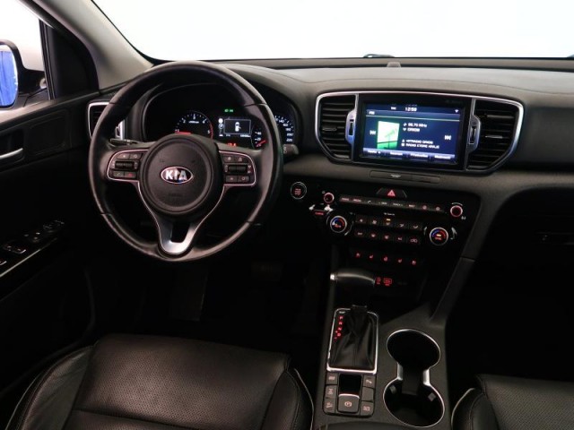 Kia Sportage  2.0 CRDi DeLuxe