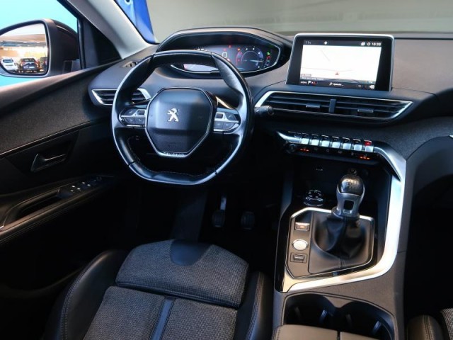 Peugeot 3008  2.0 BlueHDi 