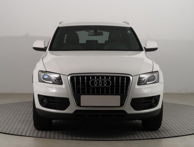 Audi Q5  2.0 TFSI S-Line