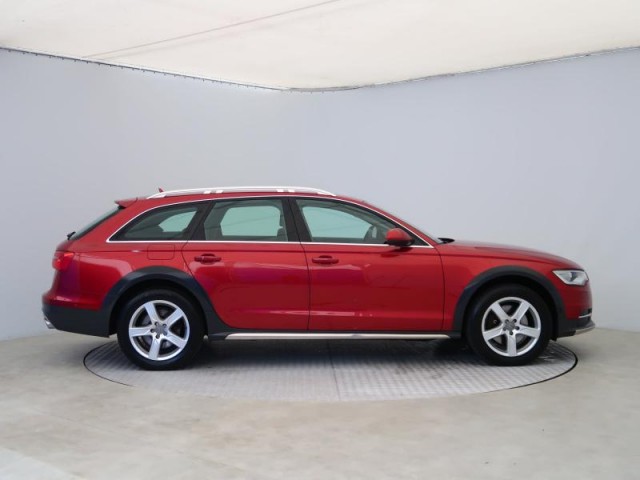 Audi A6 Allroad  3.0 TDI 