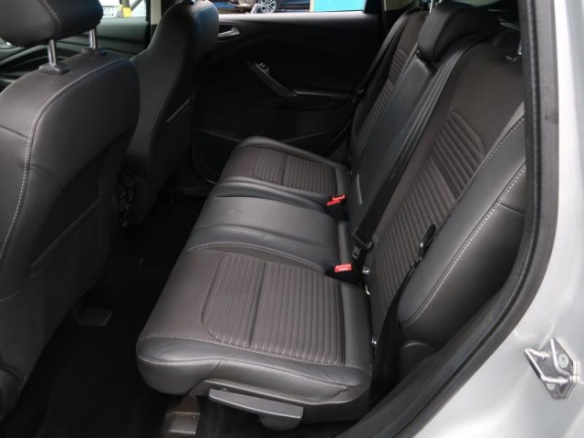 Ford Kuga  1.5 EcoBoost Titanium