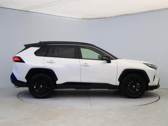 Toyota RAV 4  2.5 Hybrid 