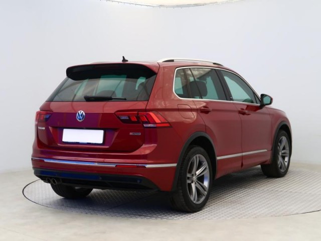 Volkswagen Tiguan  2.0 TDI R-Line