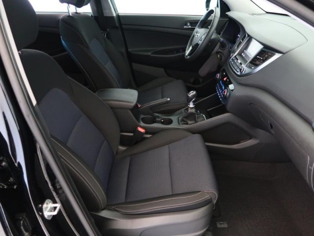 Hyundai Tucson  1.7 CRDi Trikolor