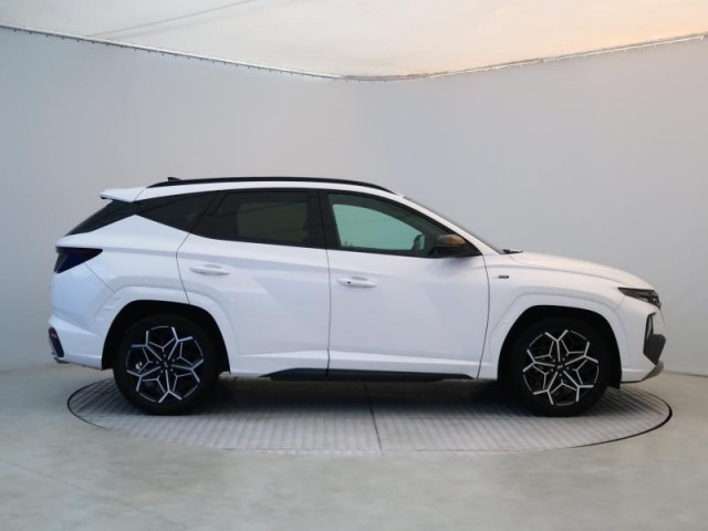 Hyundai Tucson  1.6 T-GDI 48V MHEV N-Line