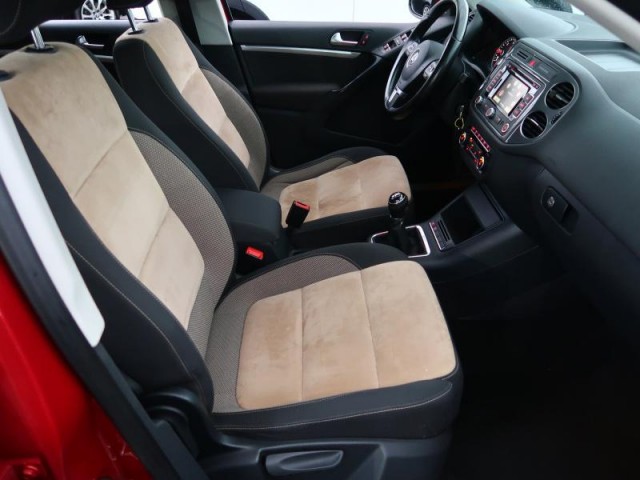 Volkswagen Tiguan  2.0 TDI 