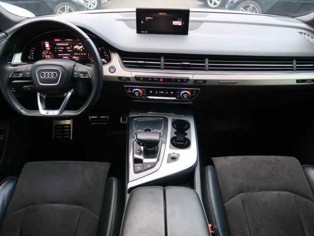 Audi Q7  50 TDI S-Line