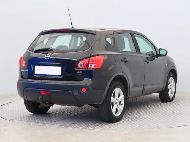 Nissan Qashqai  2.0 dCi 