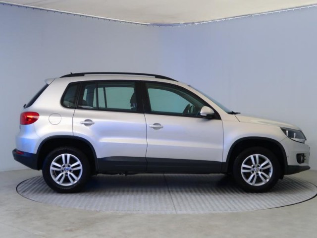 Volkswagen Tiguan  2.0 TDI 