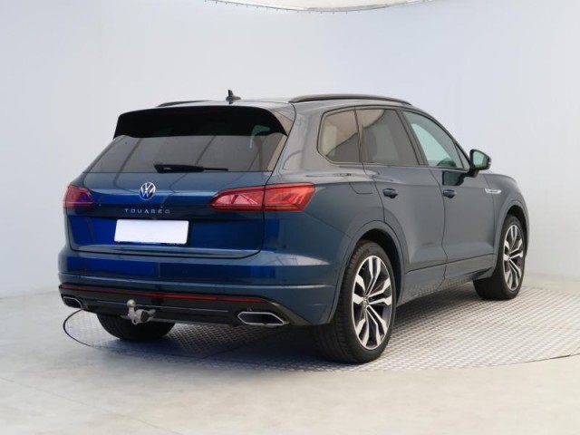 Volkswagen Touareg  3.0 TDI R-Line