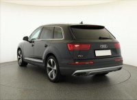 Audi Q7  3.0 TDI 