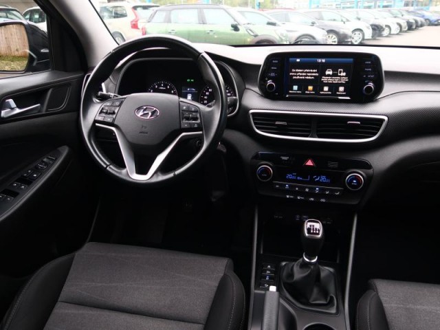 Hyundai Tucson  1.6 GDI Trikolor