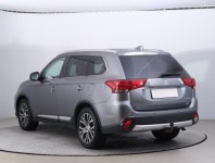 Mitsubishi Outlander  2.2 DI-D 