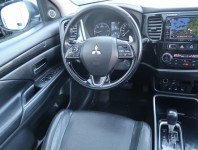 Mitsubishi Outlander  2.2 DI-D 