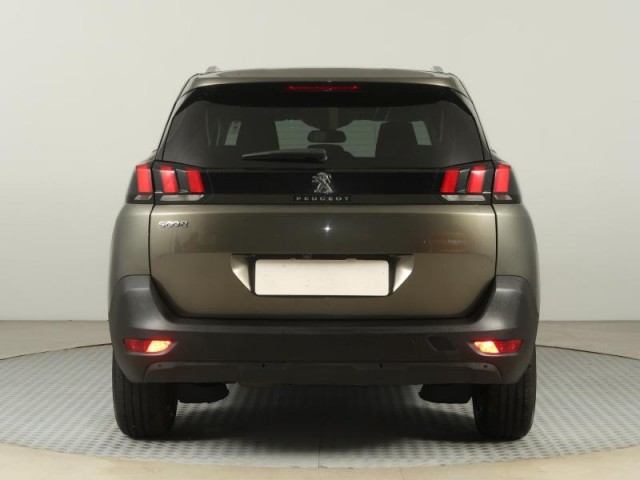 Peugeot 5008  PureTech 130 