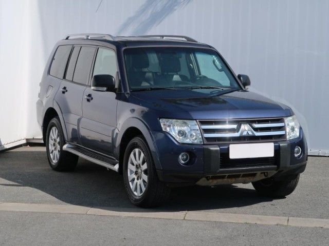 Mitsubishi Pajero  3.2 DI-D 