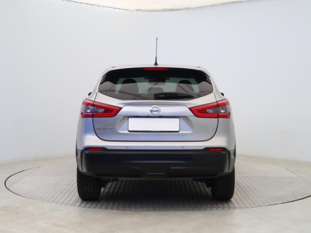 Nissan Qashqai  1.3 DIG-T 