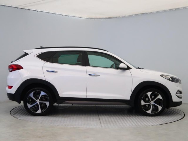 Hyundai Tucson  2.0 CRDi Style