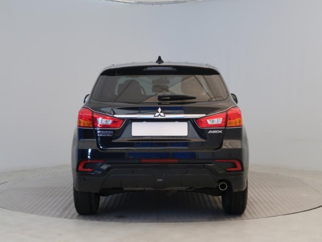 Mitsubishi ASX  1.6 MIVEC 