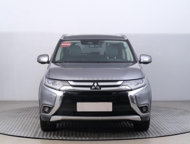 Mitsubishi Outlander  2.2 DI-D 