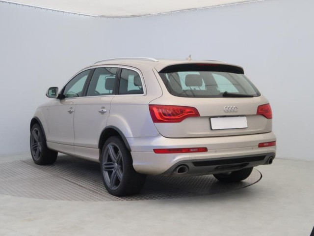 Audi Q7  3.0 TDI S-Line