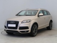 Audi Q7  3.0 TDI S-Line