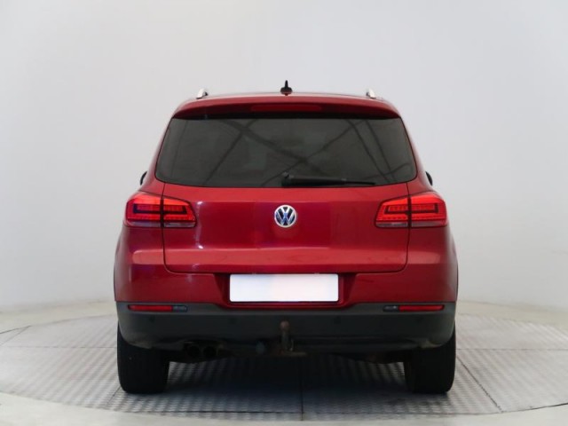 Volkswagen Tiguan  2.0 TDI 