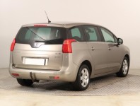 Peugeot 5008  2.0 BlueHDi 