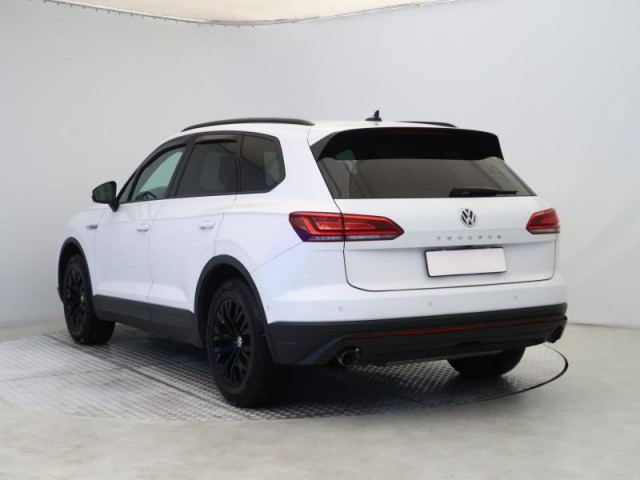 Volkswagen Touareg  3.0 TDI 