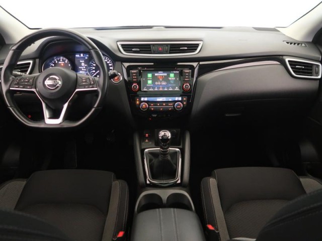 Nissan Qashqai  1.3 DIG-T N-Connecta