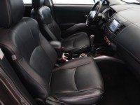 Mitsubishi Outlander  2.2 DI-D 