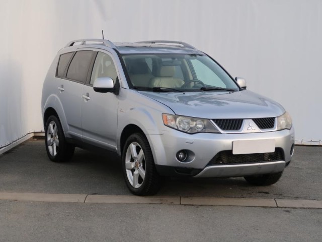 Mitsubishi Outlander  2.0 DI-D 