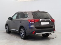 Mitsubishi Outlander  2.2 DI-D Instyle