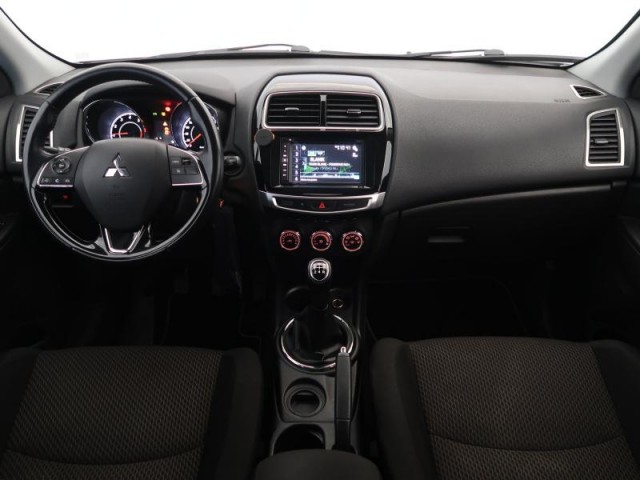 Mitsubishi ASX  1.6 MIVEC 