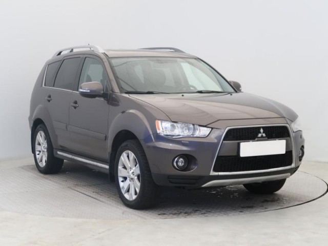 Mitsubishi Outlander  2.2 DI-D 