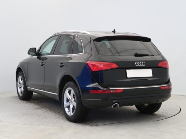 Audi Q5  2.0 TDI 