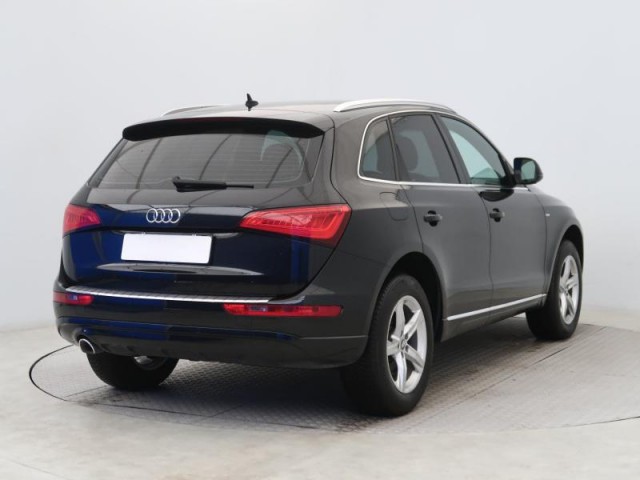 Audi Q5  2.0 TDI 