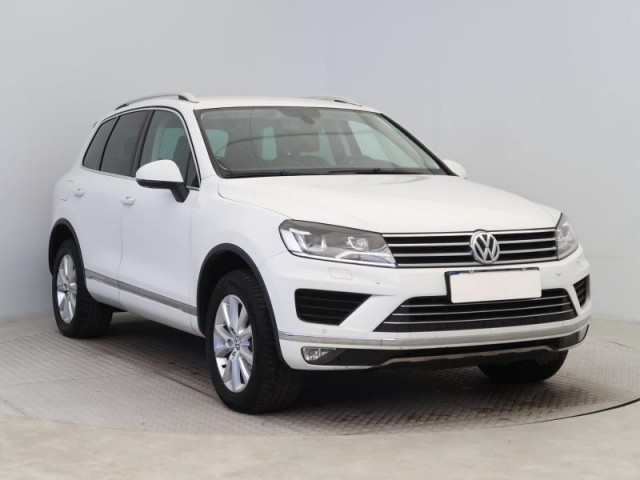 Volkswagen Touareg  3.0 TDI 