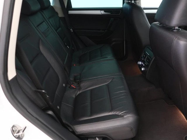 Volkswagen Touareg  3.0 TDI 