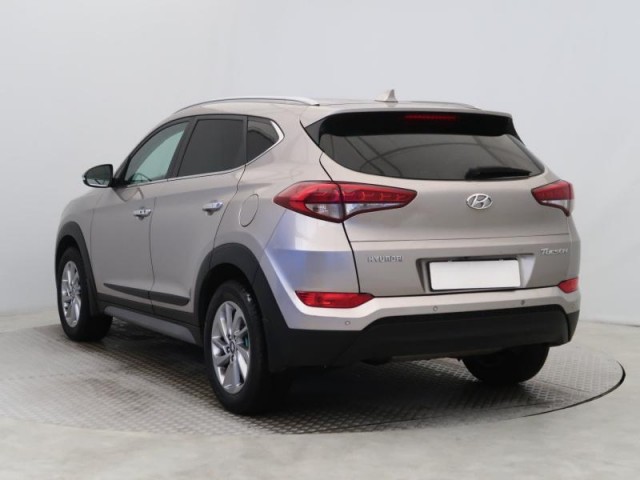 Hyundai Tucson  1.7 CRDi 