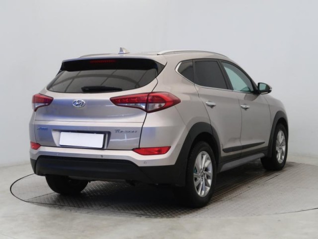 Hyundai Tucson  1.7 CRDi 