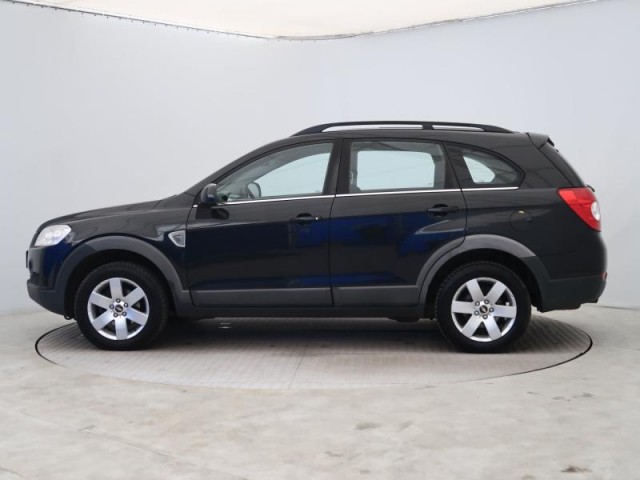 Chevrolet Captiva  2.4 i 